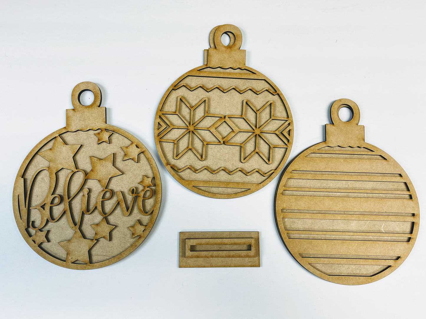Standing Ornament Set
