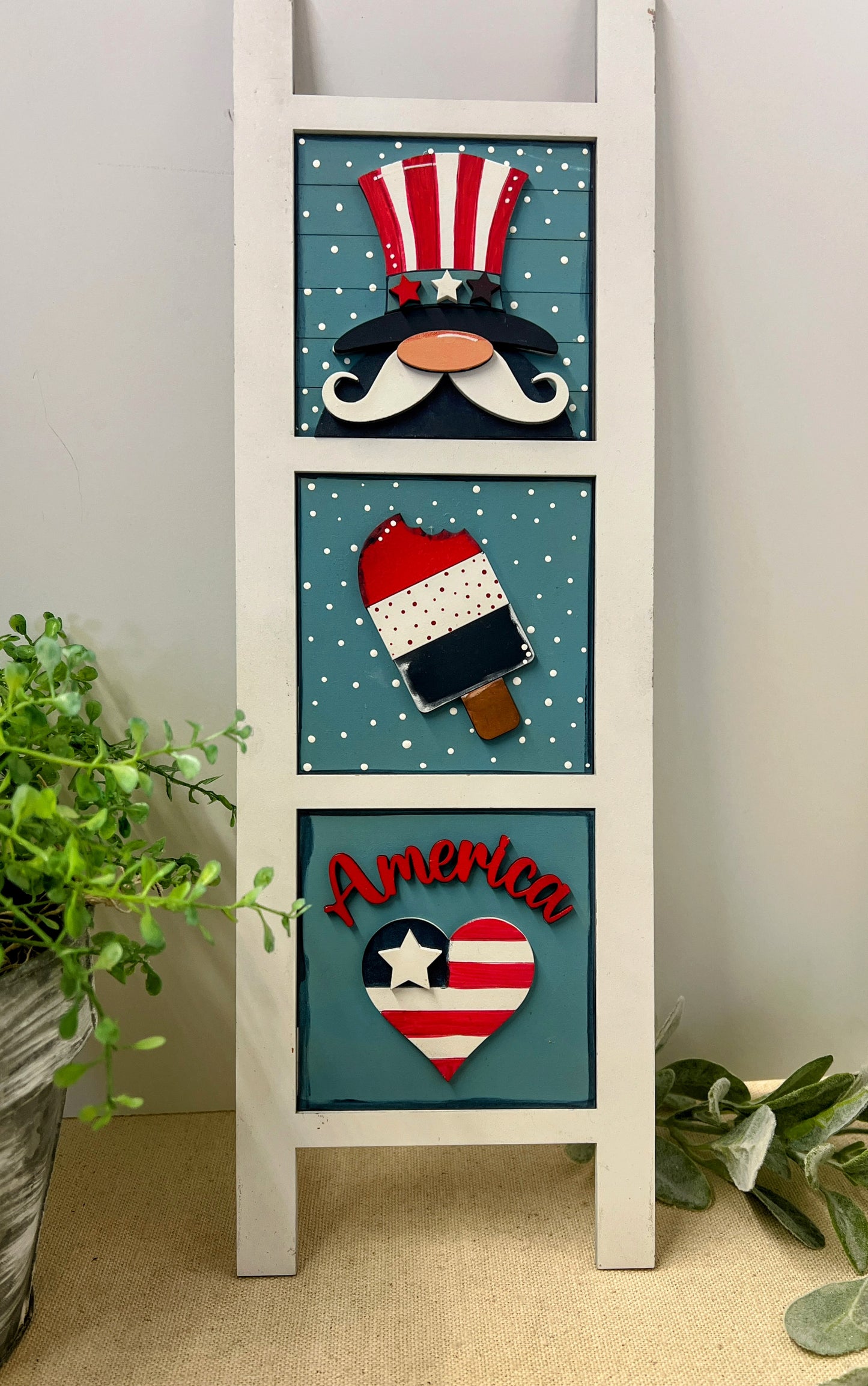 Fourth of July Leaning Ladder Tiles